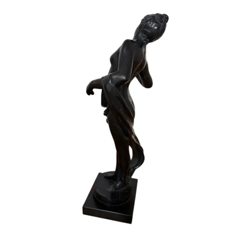 Lady Holding Miller Figurine Statue Austin Production 1983 Mirror 22